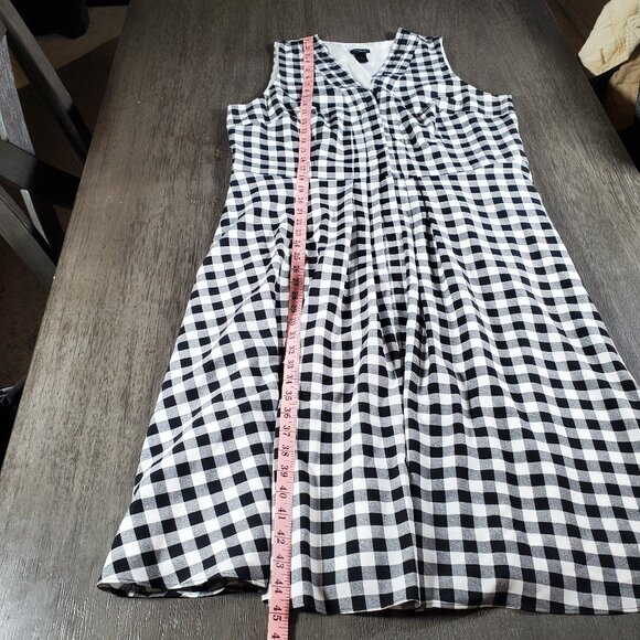 Ann Taylor Gingham Fit & Flare Dress – Size 16 - Picture 5 of 7